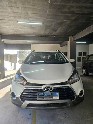 HYUNDAI HB20X 1.6 16V STYLE FLEX 4P AUTOMÁTICO