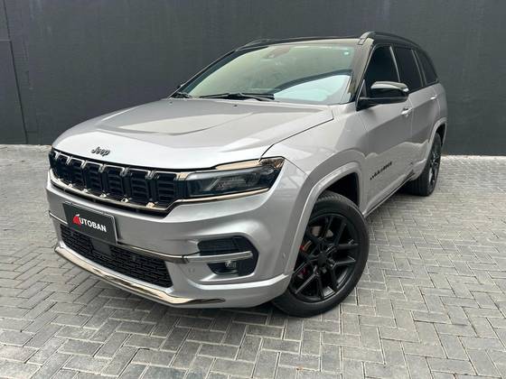 JEEP COMMANDER 2.0 HURRICANE 4 TURBO GASOLINA BLACKHAWK AT9