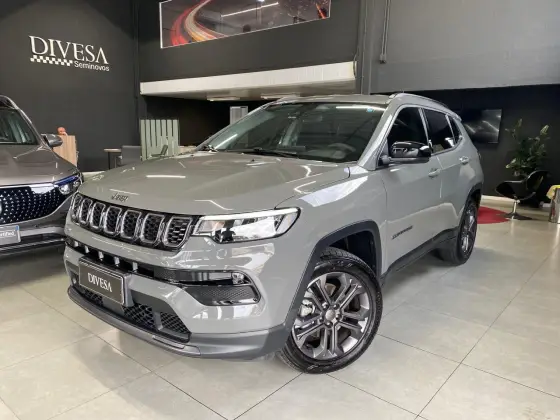 JEEP COMPASS 1.3 T270 TURBO FLEX LONGITUDE AT6 JEEP COMPASS 1.3 T270 TURBO FLEX LONGITUDE AT6