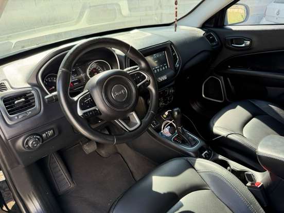 JEEP-COMPASS-2020