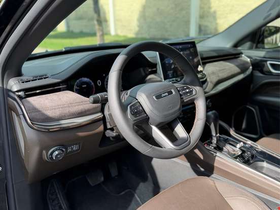 JEEP-COMMANDER-2.0 HURRICANE 4 TURBO GASOLINA OVERLAND AT9 JEEP-COMMANDER-2025