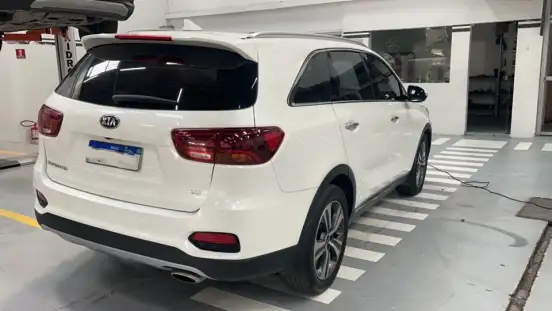 KIA-SORENTO-2018