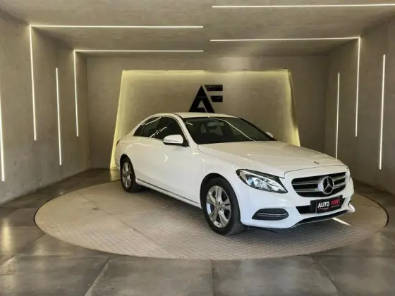 MERCEDES-BENZ C 180 1.6 CGI 16V TURBO GASOLINA 4P AUTOMÁTICO MERCEDES-BENZ C 180 1.6 CGI 16V TURBO GASOLINA 4P AUTOMÁTICO