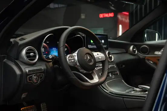 MERCEDES-BENZ-C 300-2018