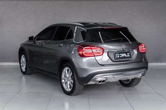 MERCEDES-BENZ-GLA 250-2015