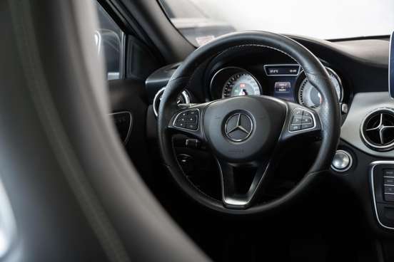 MERCEDES-BENZ-GLA 250-2.0 16V TURBO GASOLINA ENDURO 4P AUTOMÁTICO MERCEDES-BENZ-GLA 250-2015