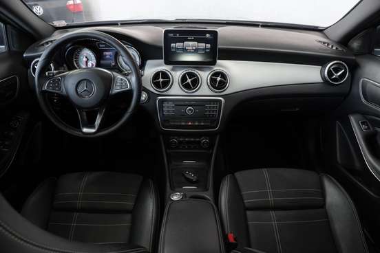 MERCEDES-BENZ-GLA 250-2.0 16V TURBO GASOLINA ENDURO 4P AUTOMÁTICO MERCEDES-BENZ-GLA 250-2015