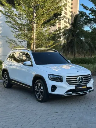 MERCEDES-BENZ GLB 220 2.0 MHEV PROGRESSIVE 4MATIC 8G-DCT MERCEDES-BENZ GLB 220 2.0 MHEV PROGRESSIVE 4MATIC 8G-DCT