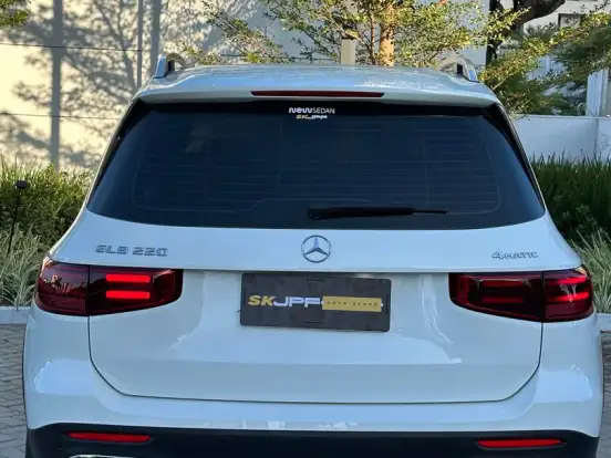 MERCEDES-BENZ-GLB 220-2.0 MHEV PROGRESSIVE 4MATIC 8G-DCT MERCEDES-BENZ-GLB 220-2025