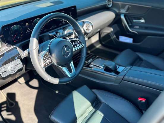 MERCEDES-BENZ-CLA 250-2.0 CGI GASOLINA 7G-DCT MERCEDES-BENZ-CLA 250-2022