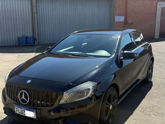 MERCEDES-BENZ-CLASSE A-1.6 200 TURBO URBAN GASOLINA 4P AUTOMATIZADO MERCEDES-BENZ-CLASSE A-2013