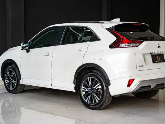 MITSUBISHI-ECLIPSE CROSS-1.5 MIVEC TURBO GASOLINA HPE CVT MITSUBISHI-ECLIPSE CROSS-2024