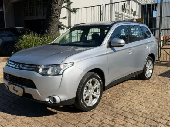 MITSUBISHI OUTLANDER 2.0 16V GASOLINA 4P AUTOMÁTICO MITSUBISHI OUTLANDER 2.0 16V GASOLINA 4P AUTOMÁTICO