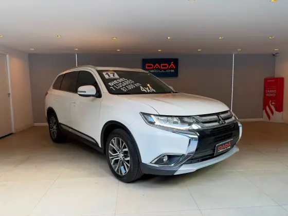 MITSUBISHI OUTLANDER 2.2 4X4 16V DIESEL 4P AUTOMÁTICO MITSUBISHI OUTLANDER 2.2 4X4 16V DIESEL 4P AUTOMÁTICO