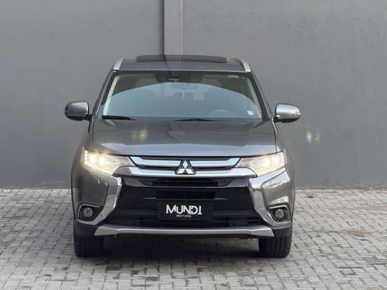 MITSUBISHI-OUTLANDER-2.2 4X4 16V DIESEL 4P AUTOMÁTICO MITSUBISHI-OUTLANDER-2018