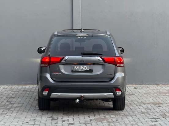 MITSUBISHI-OUTLANDER-2.2 4X4 16V DIESEL 4P AUTOMÁTICO MITSUBISHI-OUTLANDER-2018