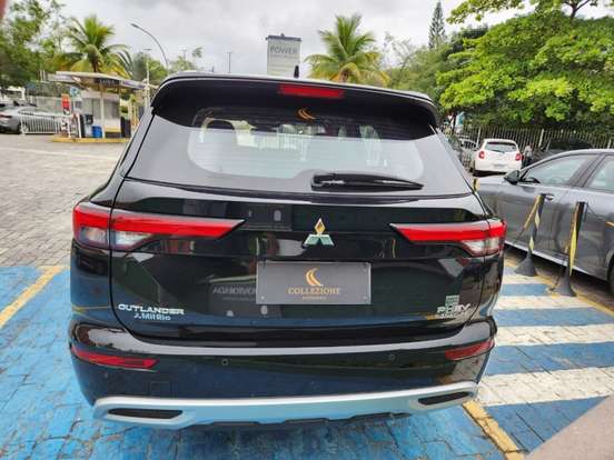 MITSUBISHI-OUTLANDER-2.4 PHEV SIGNATURE S-AWC DHT MITSUBISHI-OUTLANDER-2025