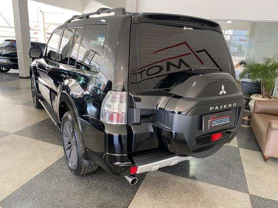 MITSUBISHI-PAJERO FULL-2015