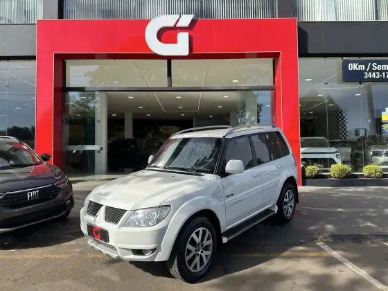 MITSUBISHI PAJERO TR4 2.0 4X4 16V 140CV FLEX 4P AUTOMÁTICO