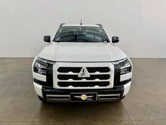 MITSUBISHI-TRITON-2.4 BITURBO DIESEL CD KATANA 4X4 AUTOMÁTICO MITSUBISHI-TRITON-2025
