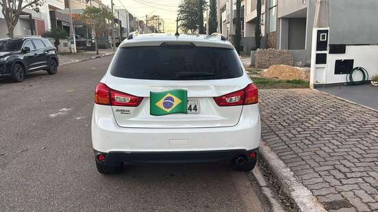 MITSUBISHI-ASX-2017