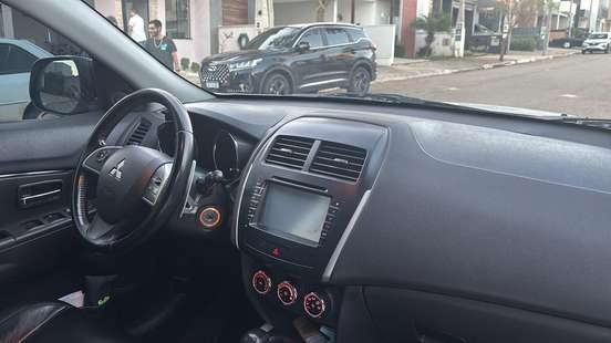 MITSUBISHI-ASX-2017
