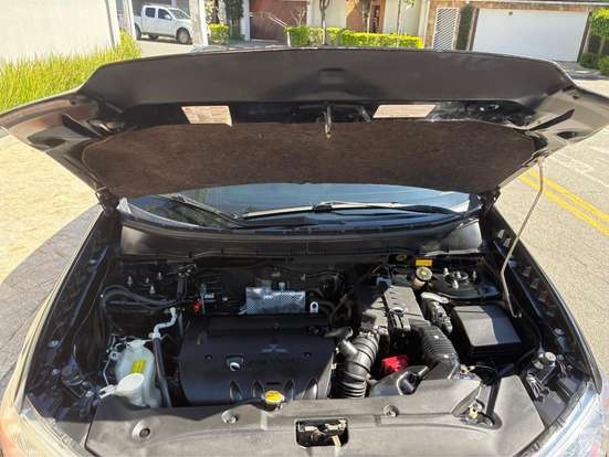 MITSUBISHI-ASX-2013