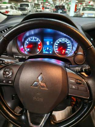 MITSUBISHI-ECLIPSE CROSS-2022