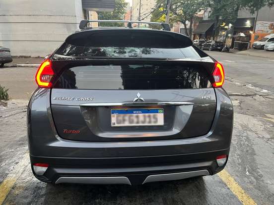 MITSUBISHI-ECLIPSE CROSS-1.5 MIVEC TURBO GASOLINA HPE CVT MITSUBISHI-ECLIPSE CROSS-2021