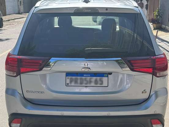 MITSUBISHI-OUTLANDER-2.0 COMFORT 16V GASOLINA 4P AUTOMÁTICO MITSUBISHI-OUTLANDER-2017