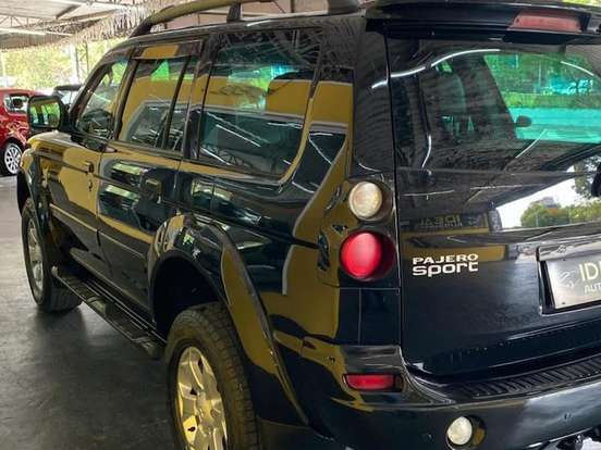 MITSUBISHI-PAJERO-2.5 HD 4X4 8V TURBO INTERCOOLER DIESEL 4P MANUAL MITSUBISHI-PAJERO-2010
