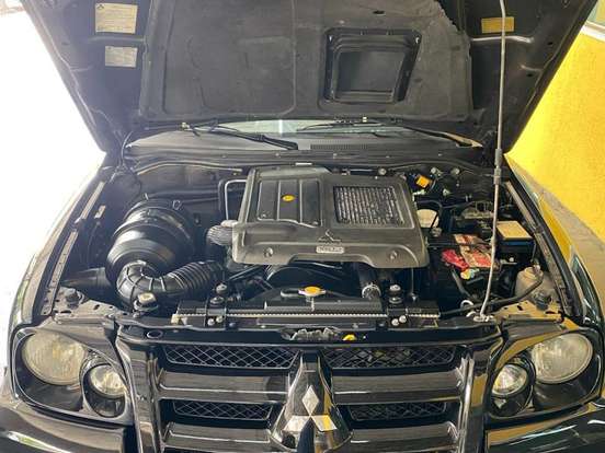 MITSUBISHI-PAJERO-2.5 HD 4X4 8V TURBO INTERCOOLER DIESEL 4P MANUAL MITSUBISHI-PAJERO-2010