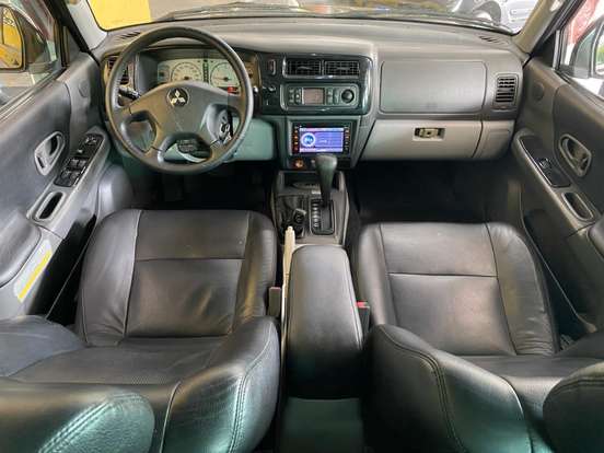 MITSUBISHI-PAJERO-2.5 HD 4X4 8V TURBO INTERCOOLER DIESEL 4P MANUAL MITSUBISHI-PAJERO-2010