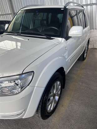 MITSUBISHI-PAJERO TR4-2011