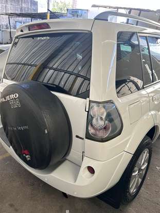 MITSUBISHI-PAJERO TR4-2011