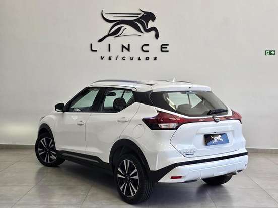 NISSAN-KICKS PLAY-2025