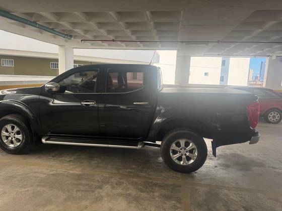 NISSAN FRONTIER 2.3 16V TURBO DIESEL LE CD 4X4 AUTOMÁTICO