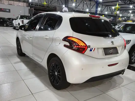 PEUGEOT-208-1.6 ALLURE 16V FLEX 4P AUTOMÁTICO PEUGEOT-208-2017