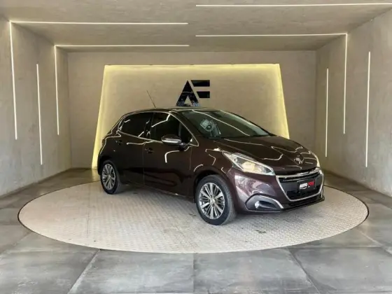 PEUGEOT 208 1.6 GRIFFE 16V FLEX 4P AUTOMÁTICO PEUGEOT 208 1.6 GRIFFE 16V FLEX 4P AUTOMÁTICO