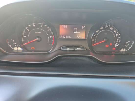 PEUGEOT-2008-2023