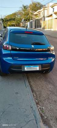 PEUGEOT-208-2022
