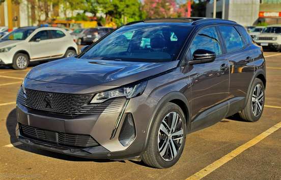 PEUGEOT-3008-2022