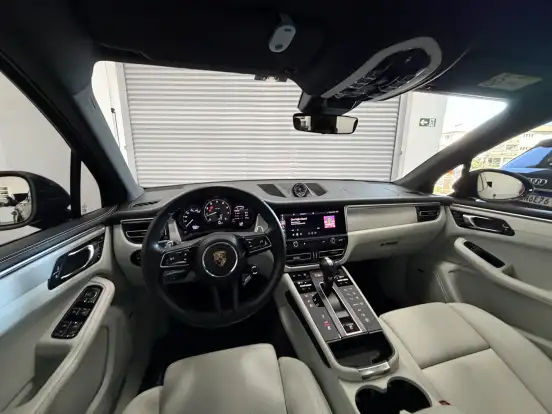 PORSCHE-MACAN-2023