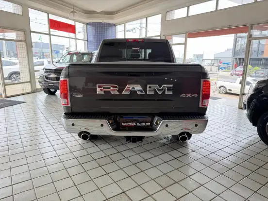 RAM-CLASSIC-5.7 V8 GASOLINA LARAMIE CD 4X4 AUTOMÁTICO RAM-CLASSIC-2023