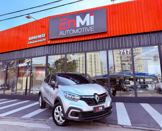 RENAULT CAPTUR 1.6 16V SCE FLEX LIFE X-TRONIC RENAULT CAPTUR 1.6 16V SCE FLEX LIFE X-TRONIC