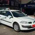 RENAULT MEGANE 1.6 DYNAMIQUE GRAND TOUR 16V FLEX 4P MANUAL RENAULT MEGANE 1.6 DYNAMIQUE GRAND TOUR 16V FLEX 4P MANUAL