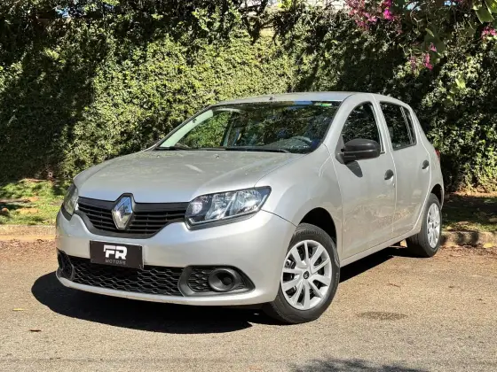 RENAULT SANDERO 1.0 AUTHENTIQUE 16V FLEX 4P MANUAL RENAULT SANDERO 1.0 AUTHENTIQUE 16V FLEX 4P MANUAL