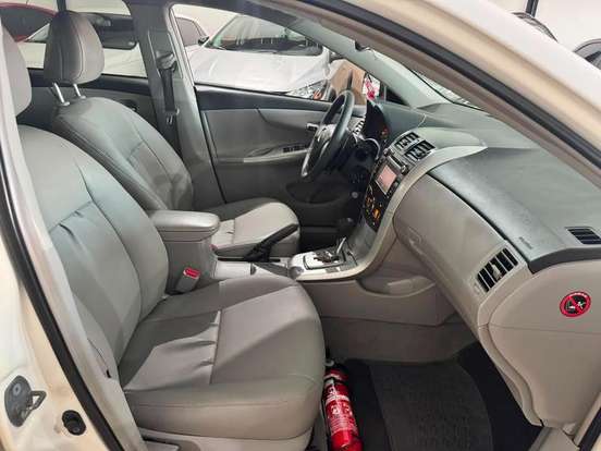 TOYOTA-COROLLA-1.8 GLI 16V FLEX 4P AUTOMÁTICO TOYOTA-COROLLA-2013