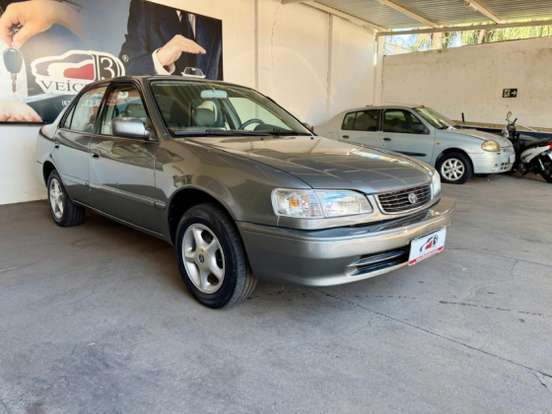 TOYOTA-COROLLA-1.8 XEI 16V GASOLINA 4P AUTOMÁTICO TOYOTA-COROLLA-2000