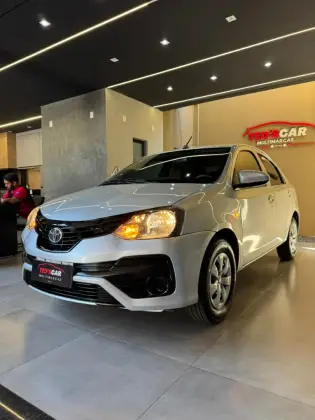 TOYOTA ETIOS 1.5 X SEDAN 16V FLEX 4P MANUAL